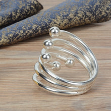 Load image into Gallery viewer, Metal alloy napkin rings gold and silver color