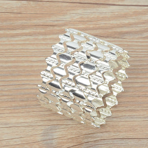 Metal alloy napkin rings gold and silver color